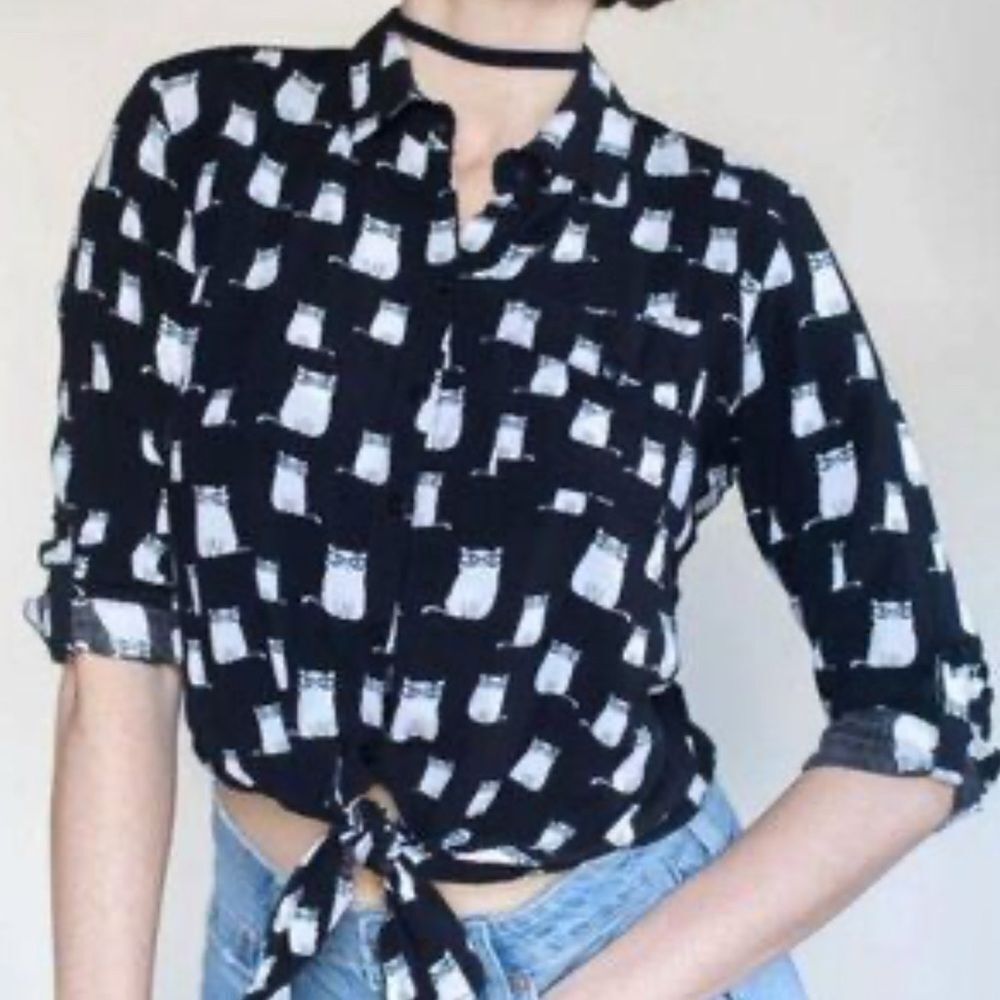 Love Notes Black/White Cat Button Up Long Sleeve Front Tie Women's Top Sz S